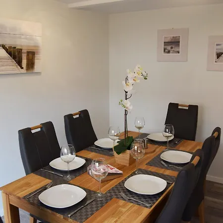 公寓 Haus Hortensie, 1, Unten 比苏姆