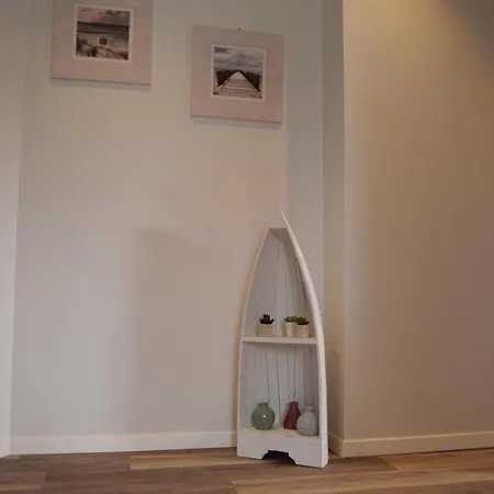 Haus Hortensie, 1, Unten 公寓 比苏姆