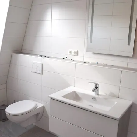 Haus Hortensie, 1, Unten 公寓 比苏姆